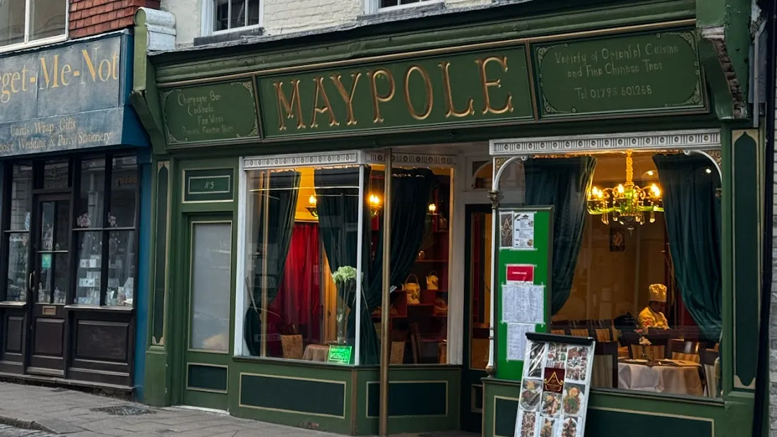 Suwan maypole Thai kitchen